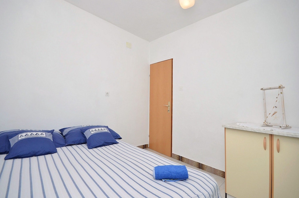 Apartment (A1)