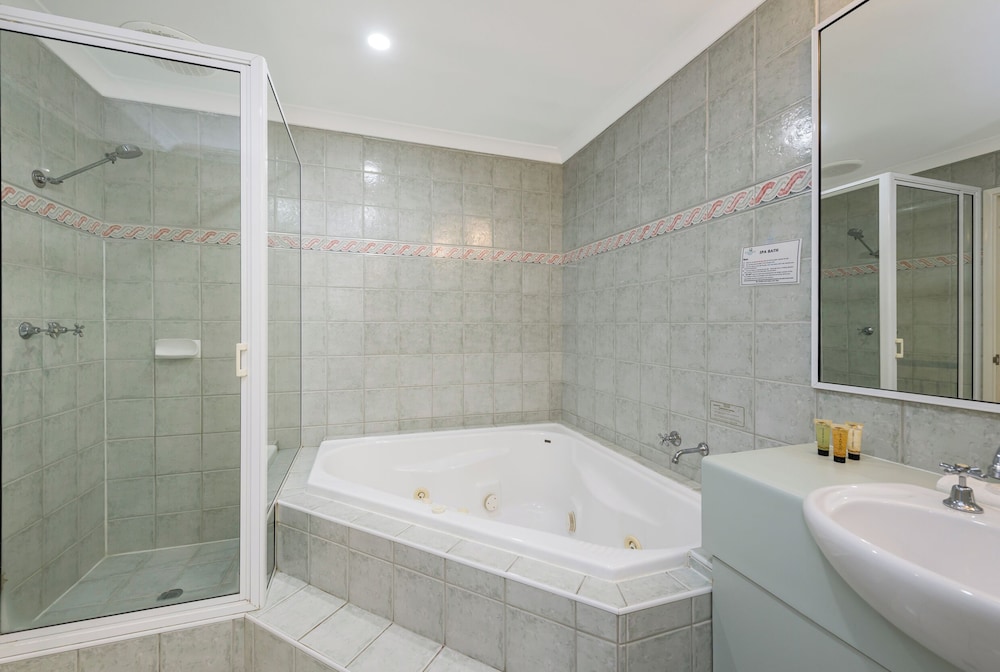 Family Villa, 2 Bedrooms, Jetted Tub - Photo 19