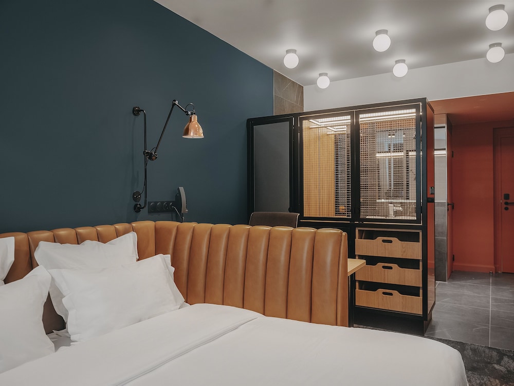 Standard Double Room, City View photo 2