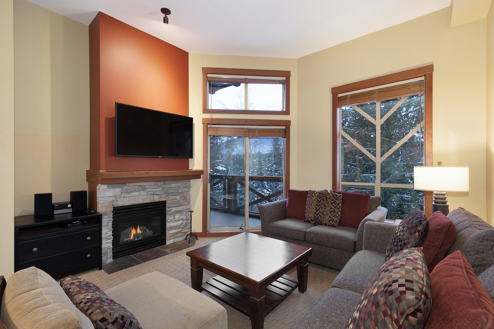 Three Bedroom Unit 302