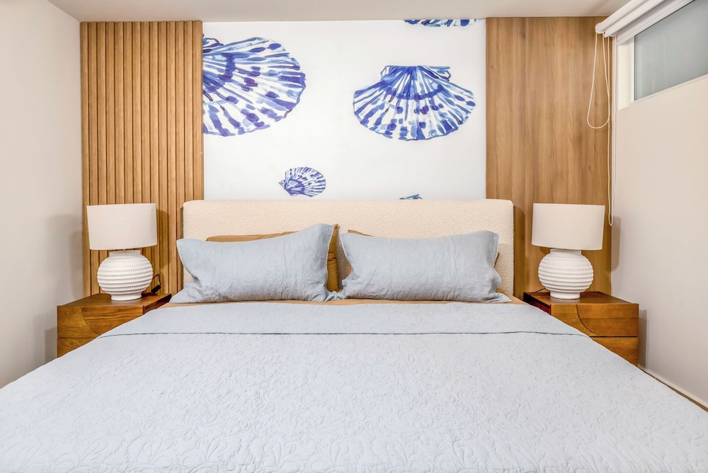 Luxury Apartment photo 3