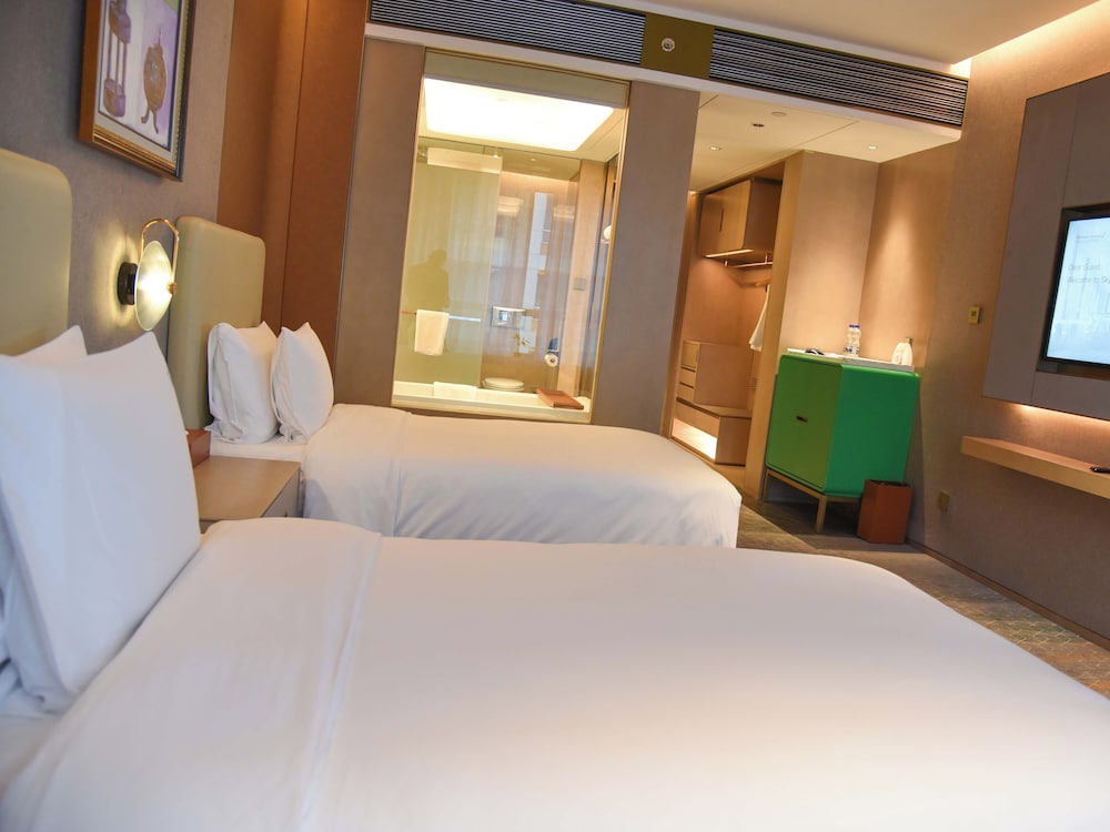Premium Twin Room - Photo 5