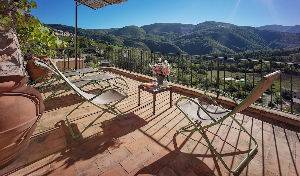 Superior Suite, Terrace photo 3