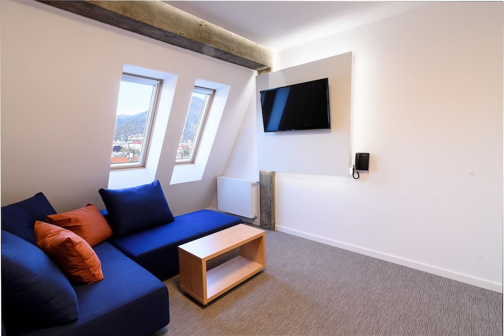 Deluxe Twin Room photo 2
