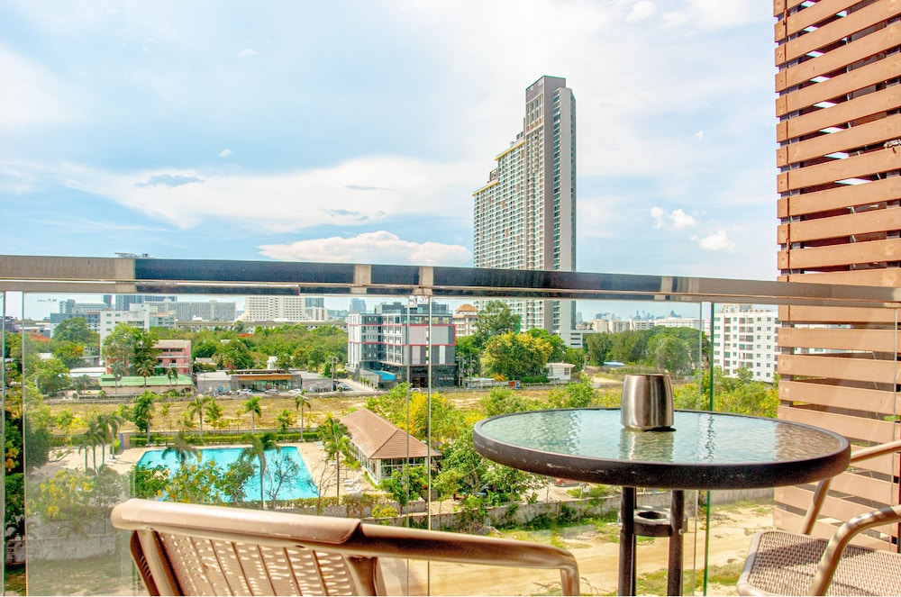 2 Bedroom Grand Executive - Photo 9