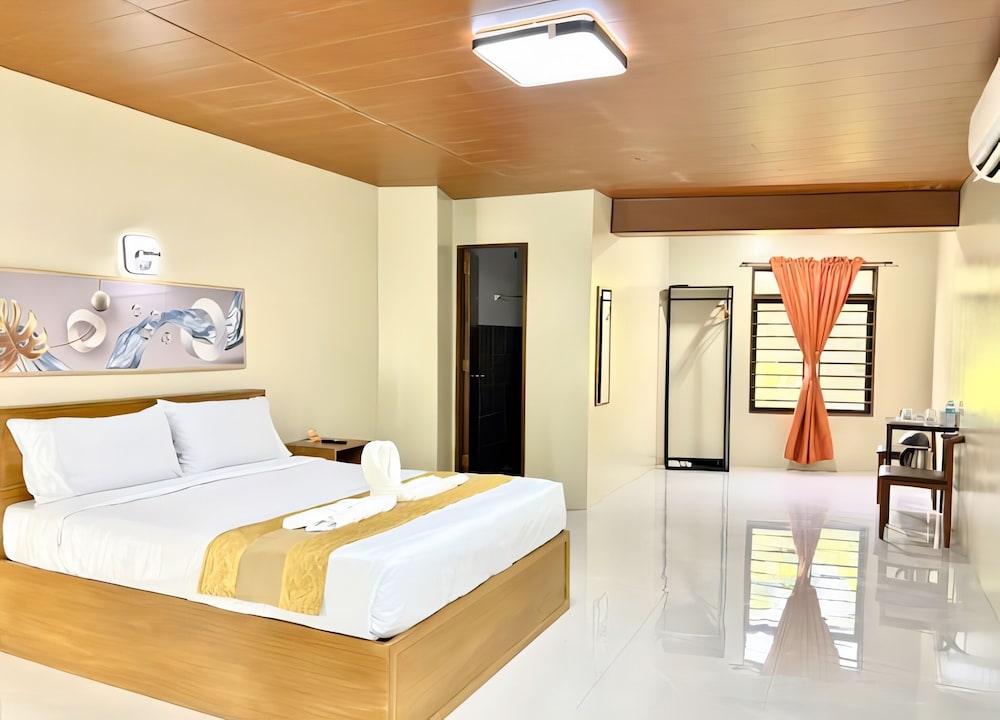 Deluxe Double Room, Garden View