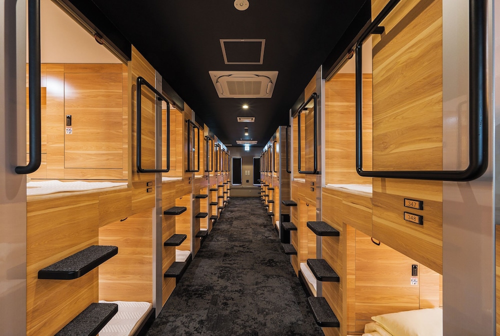 Capsule Room for Women, Non Smoking photo 3