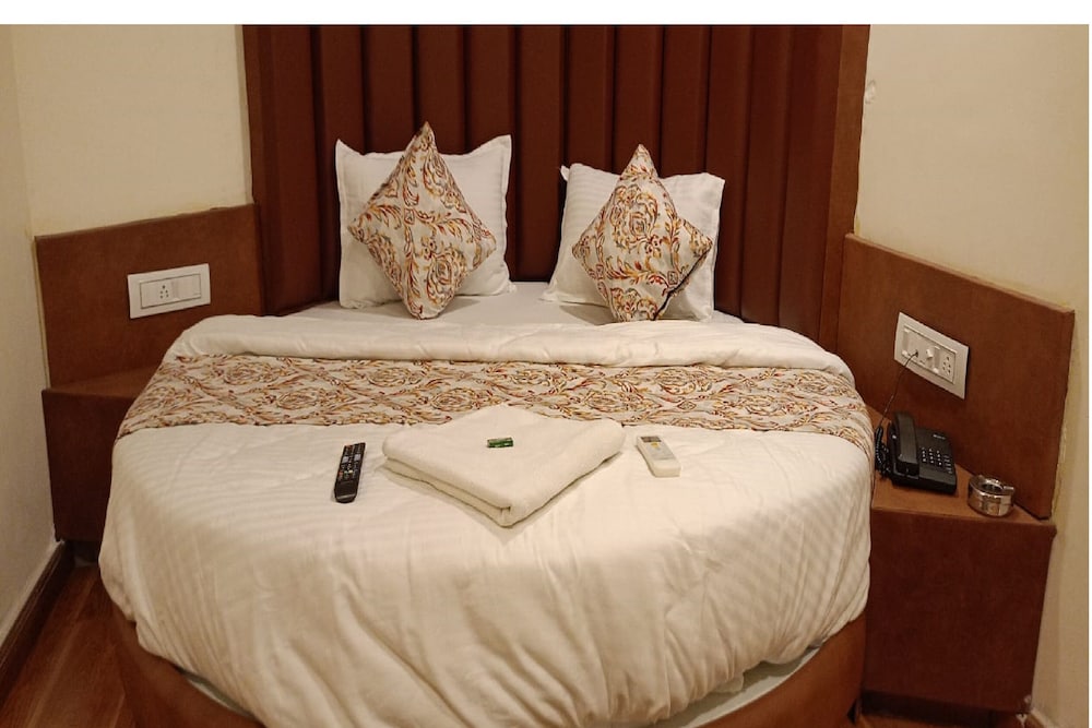 Deluxe Double Room photo 3