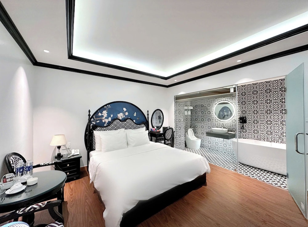 Romantic Double Room