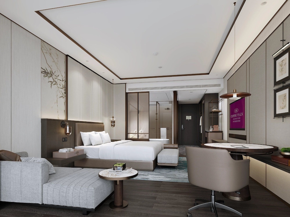 Standard Room, 1 King Bed, Accessible