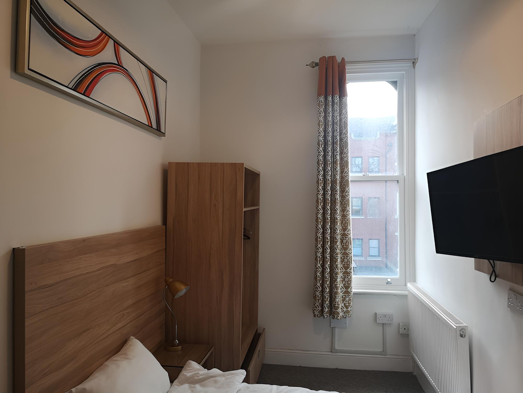 Standard Single Room (Shared)