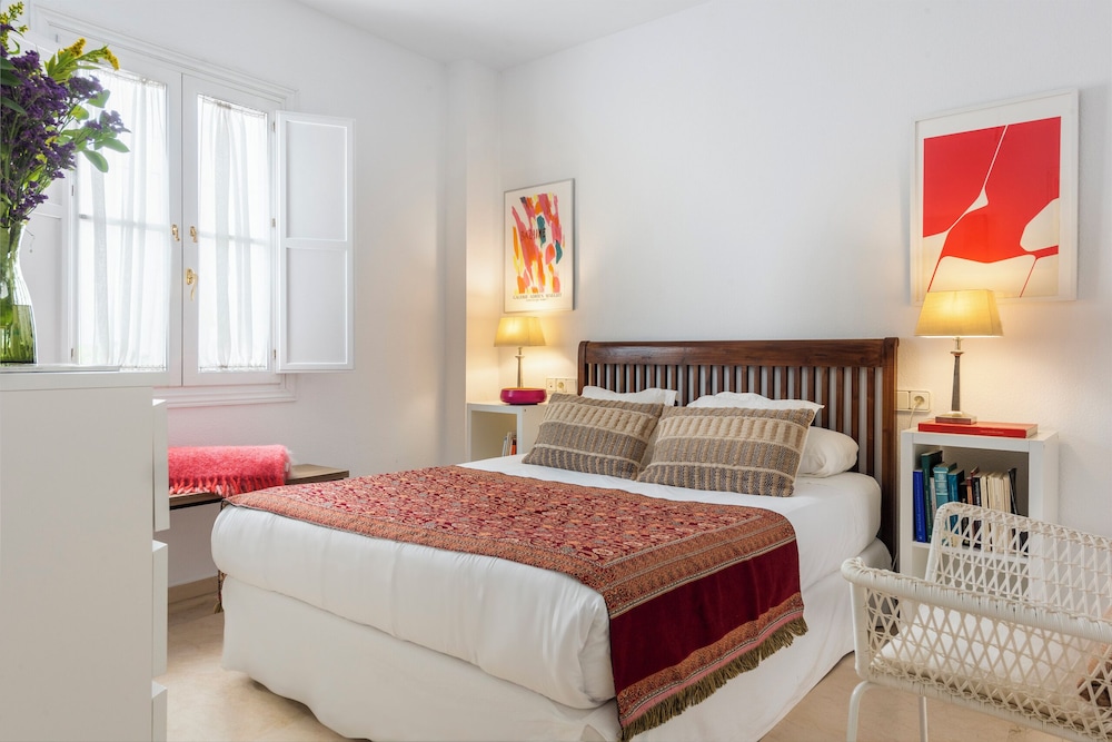 Apartment (1 Bedroom)