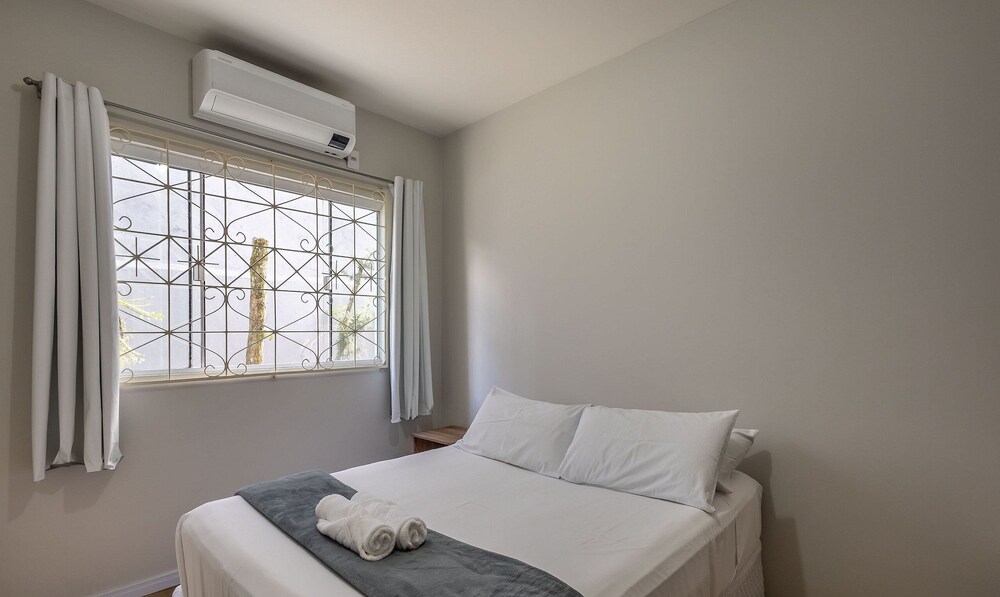 Basic Apartment photo 1