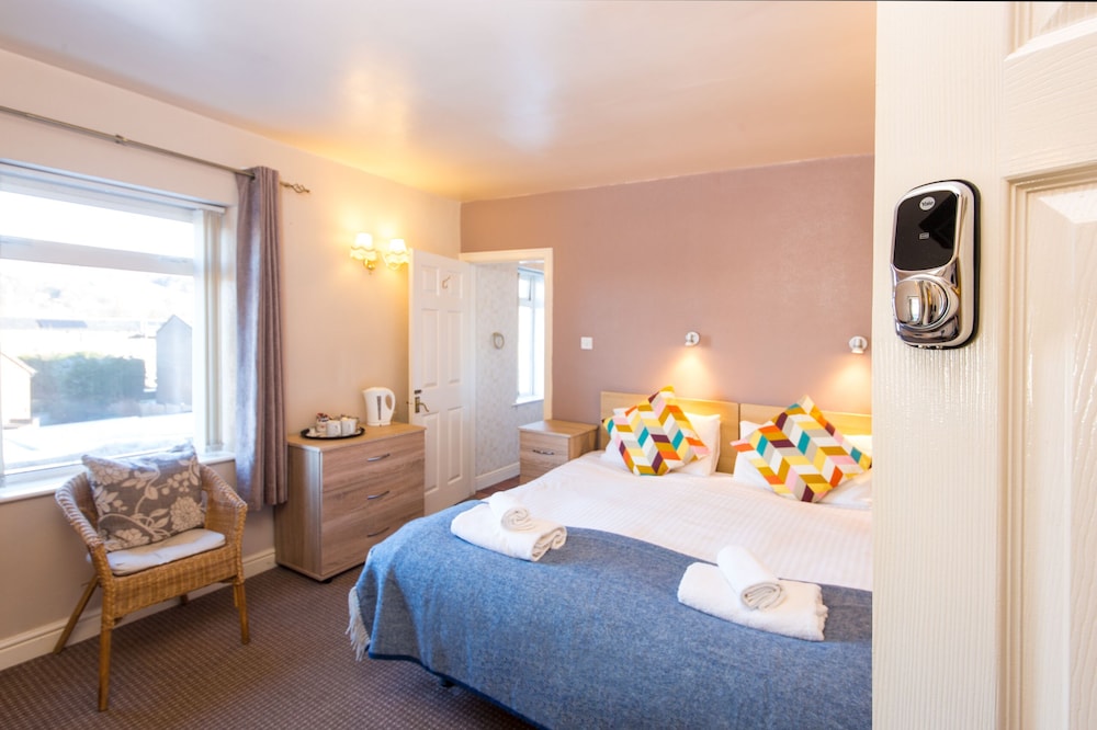 Standard Double or Twin Room, Ensuite - Photo 1