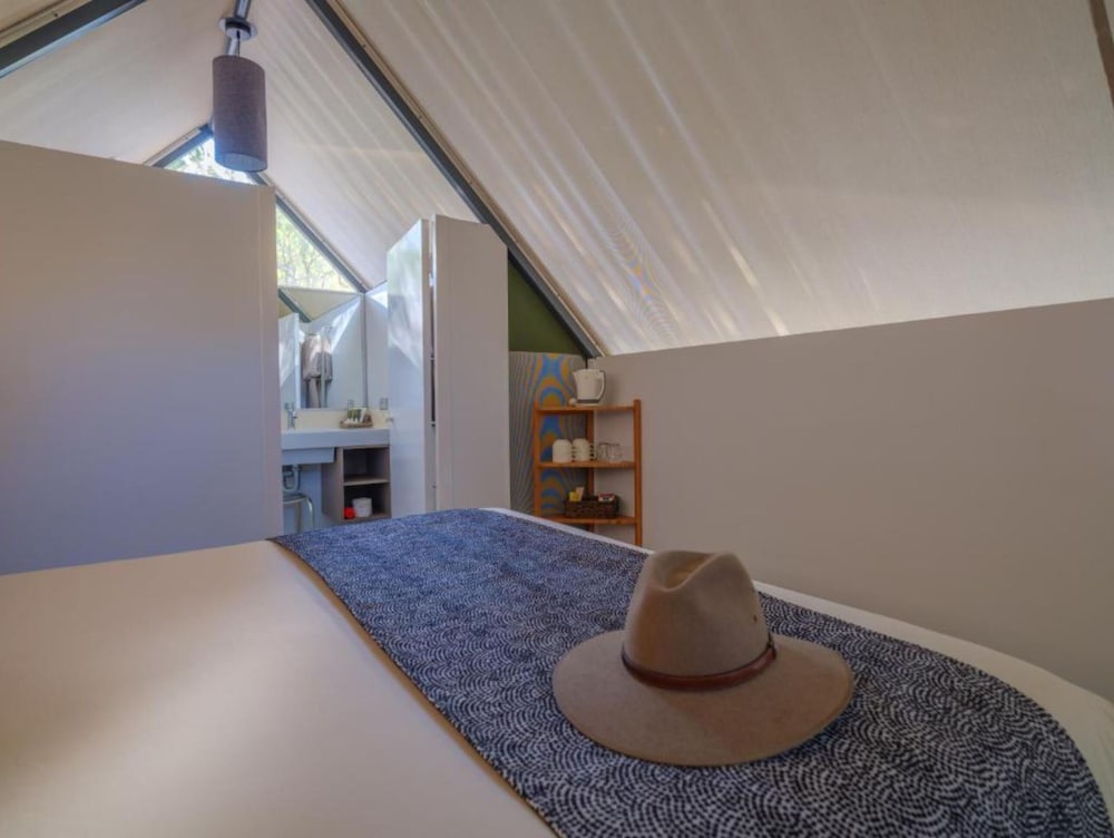 Tented Cabin - Sleeps 4 photo 2