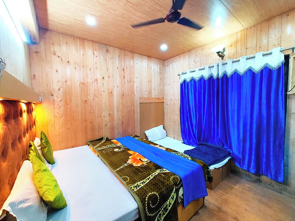 Deluxe Double Room, Lake View