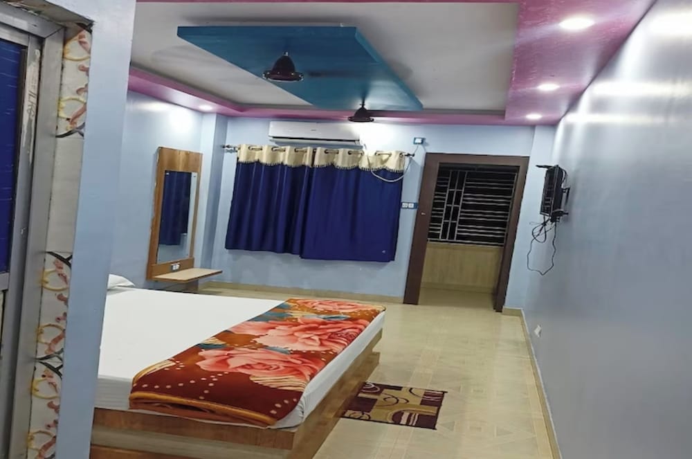 Deluxe Double Room, Air conditioning photo 2