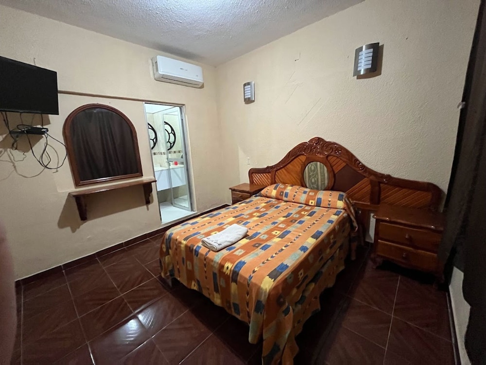 Standard Room photo 3