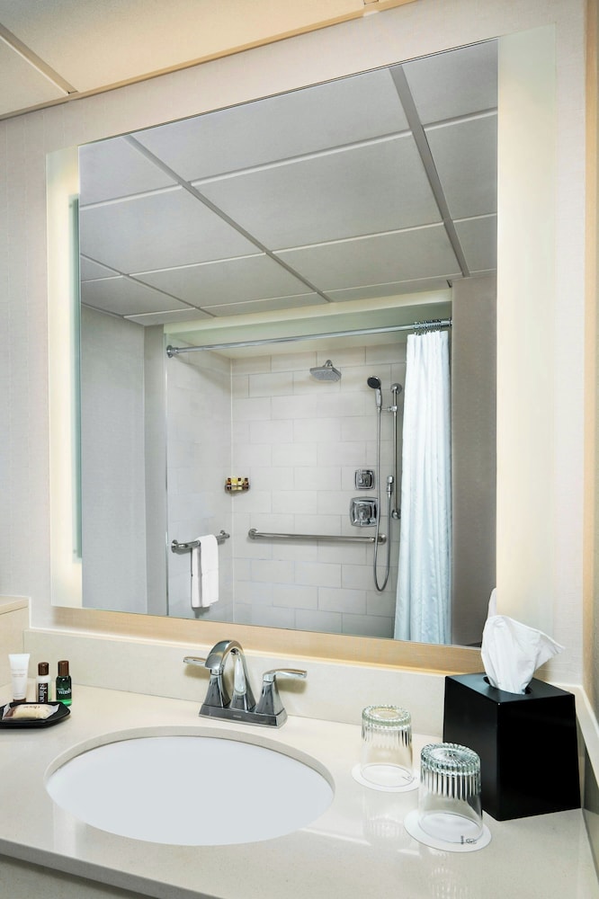 Executive Room, 1 King Bed photo 2