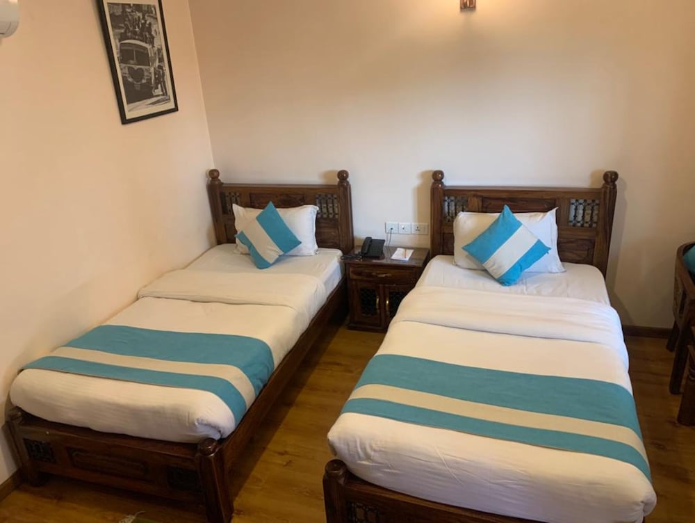 Deluxe Double or Twin Room - Photo 4