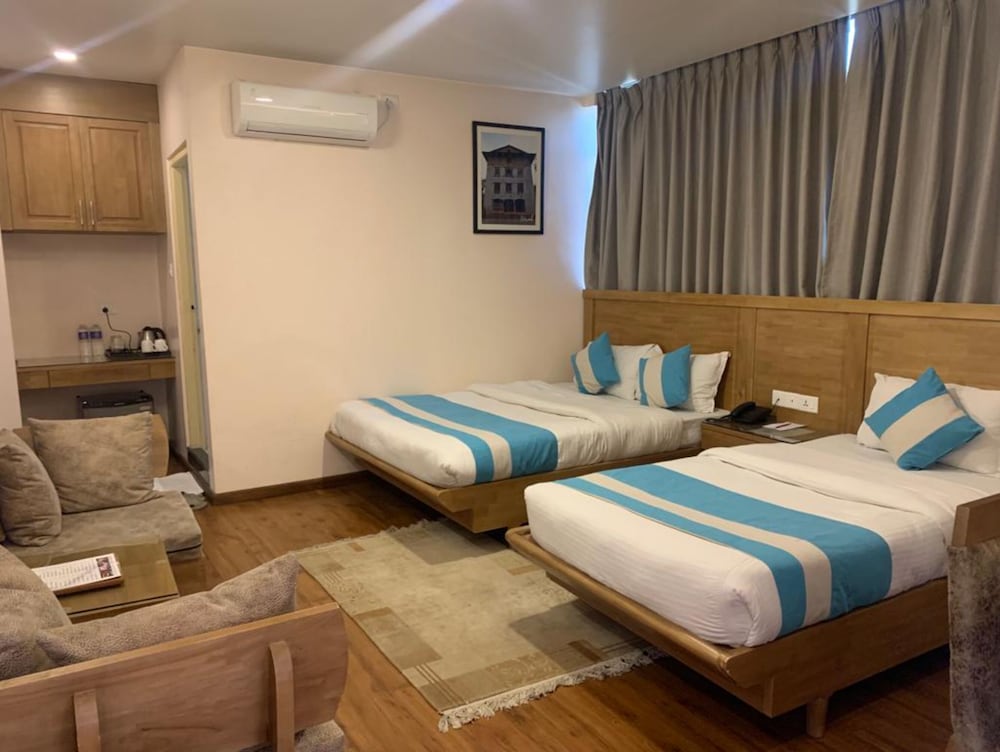Deluxe Double or Twin Room - Photo 2