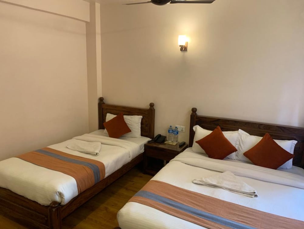 Deluxe Triple Room - Photo 2