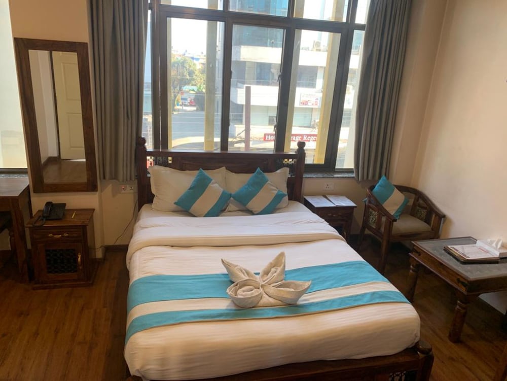 Superior Double or Twin Room - Photo 5