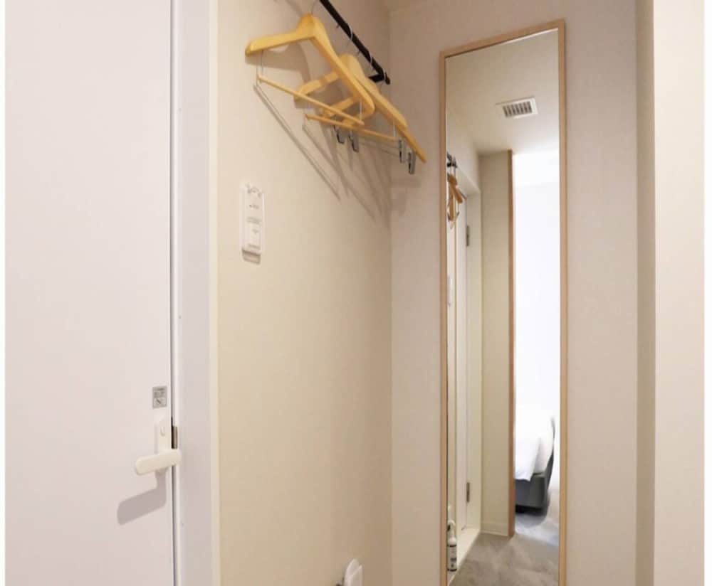 Standard Twin Room - Photo 7