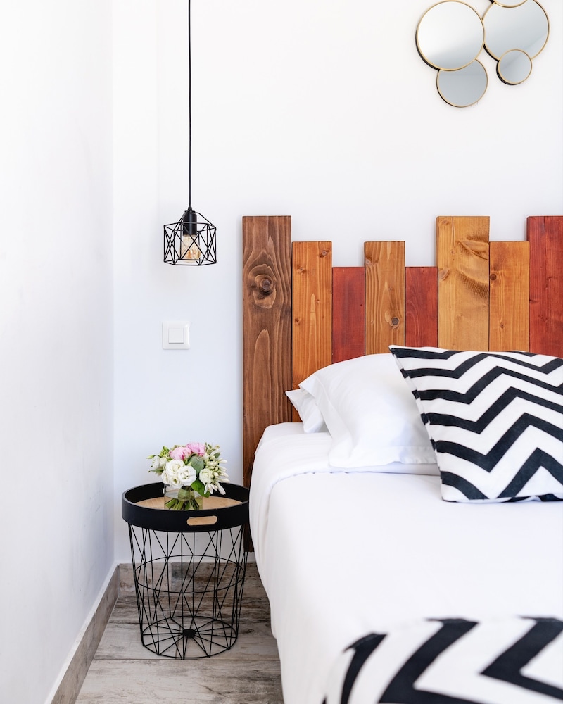 Double or Twin Room (without terrace)