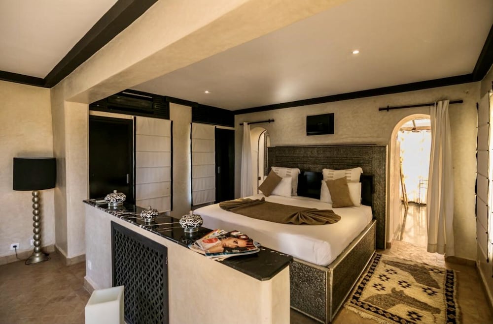 Luxury Suite (Atlas)