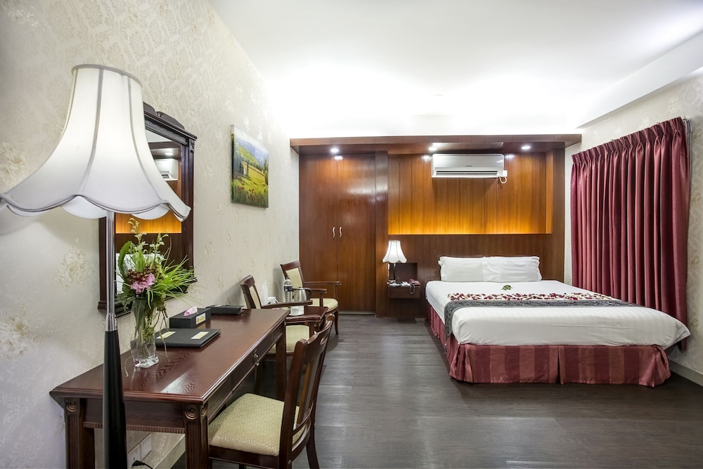 Luxury Room, 1 Queen Bed photo 1