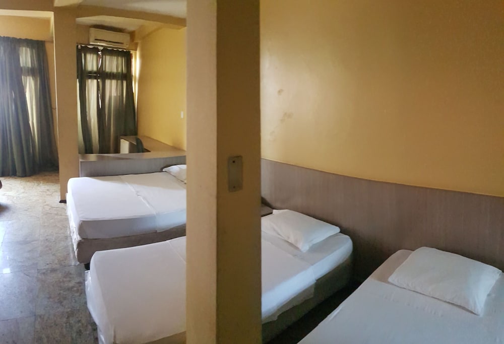 Triple Room, 3 Twin Beds