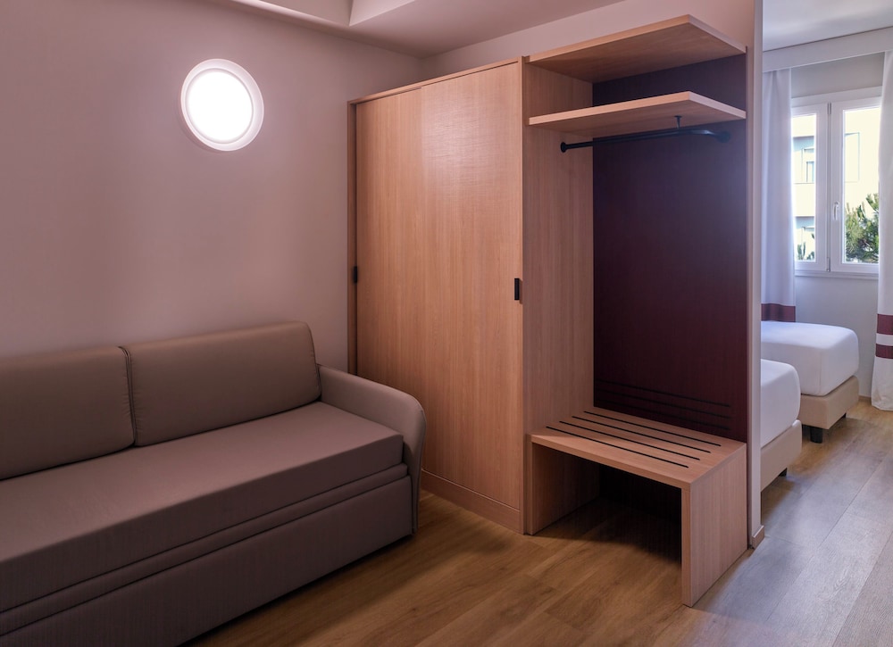 Junior Studio Suite, Terrace photo 3