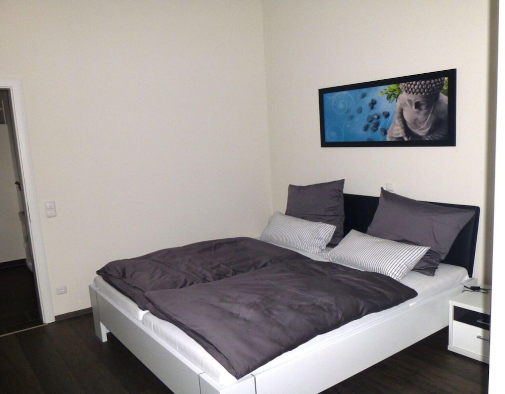 Apartment photo 1