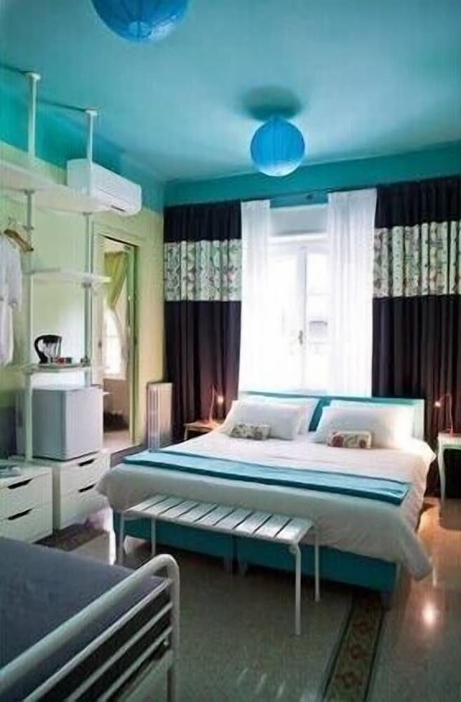 Basic Triple Room photo 3