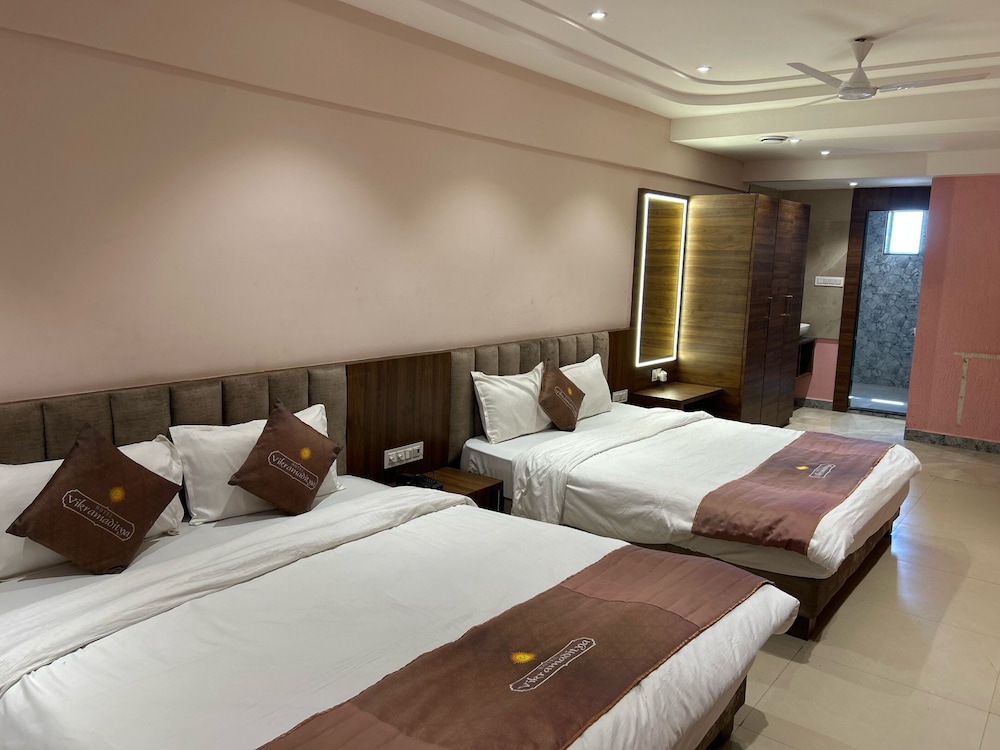 Family Quadruple Room, 2 Double Beds photo 3