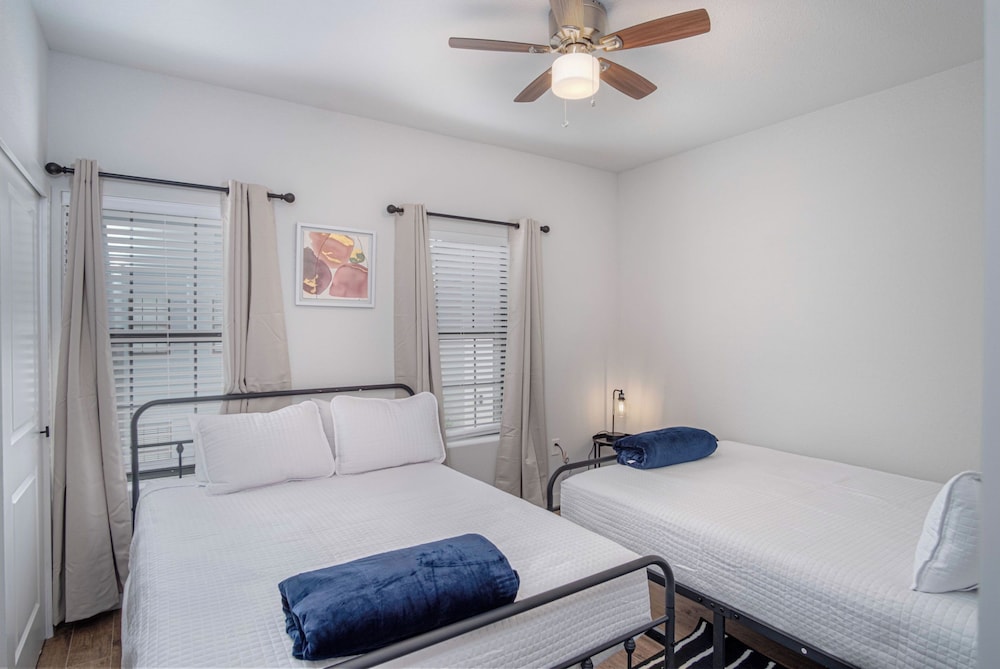 Apartment (3 Bedrooms)