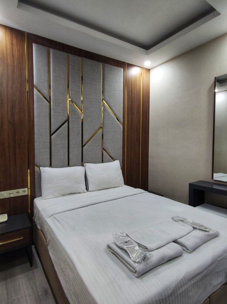 Standard Room photo 2