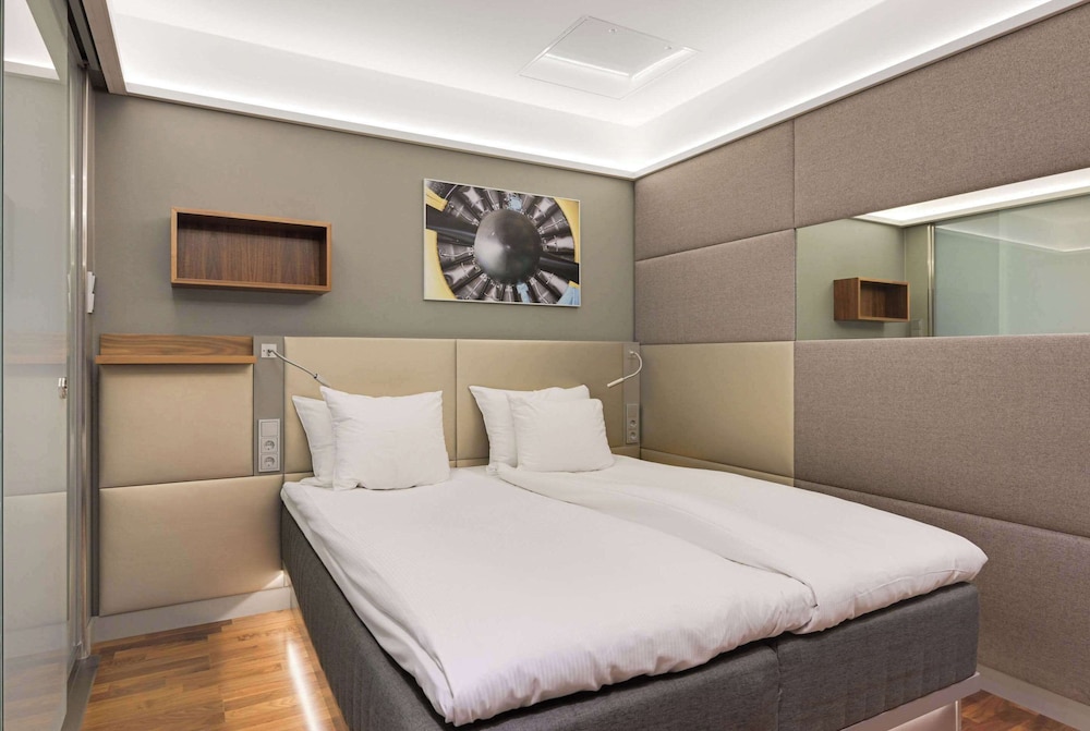 Double Room (Compact) - Photo 1
