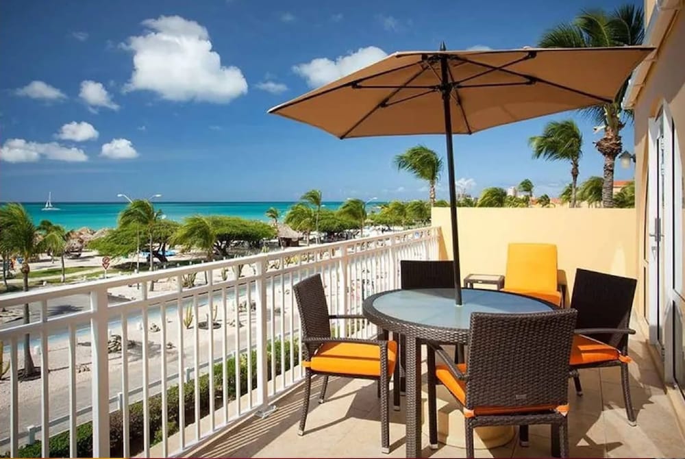 Deluxe Suite, 2 Bedrooms, Oceanfront photo 3