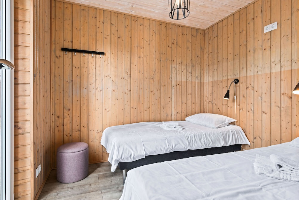 Comfort Cabin - Photo 2
