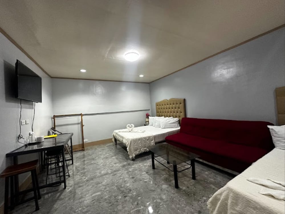 Family Room photo 3