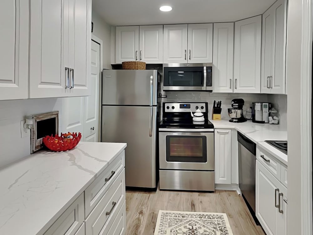 Condo (2 Bedrooms) photo 2