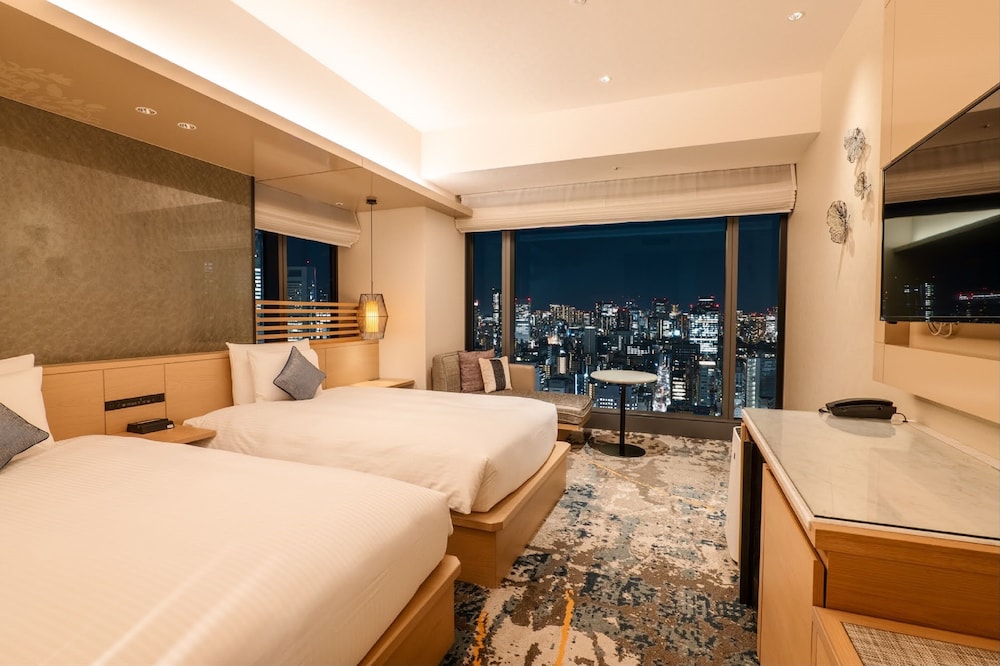 Deluxe Corner Twin Room for 3 guests, 34sqm, Non Smoking