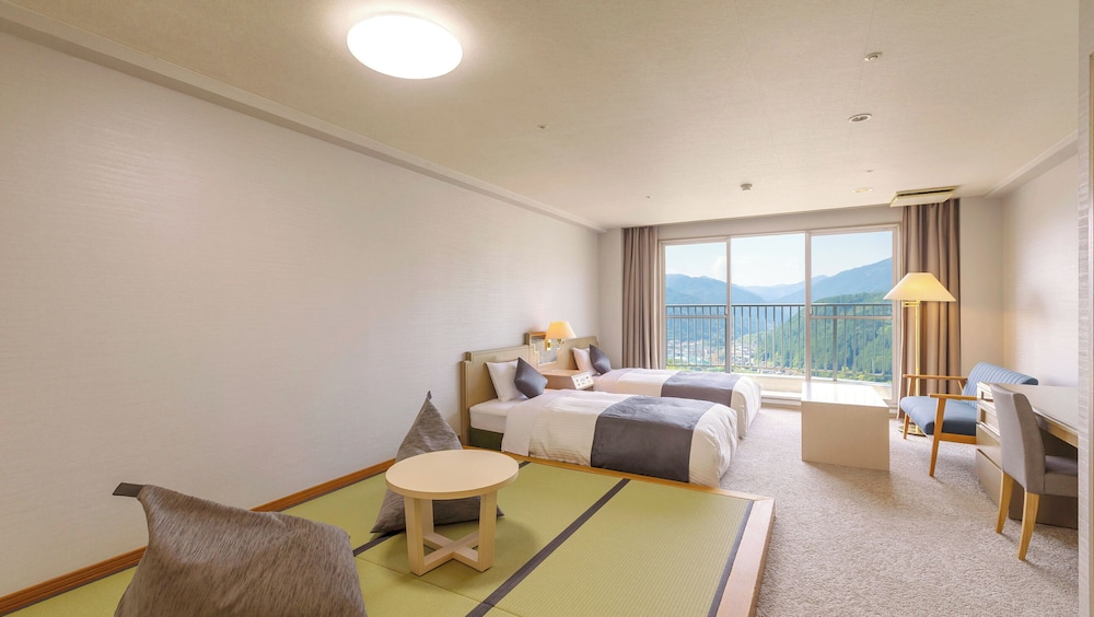 Standard Japanese-Western Twin Room with 6 Tatami Mats - Non-Smoking - Photo 1