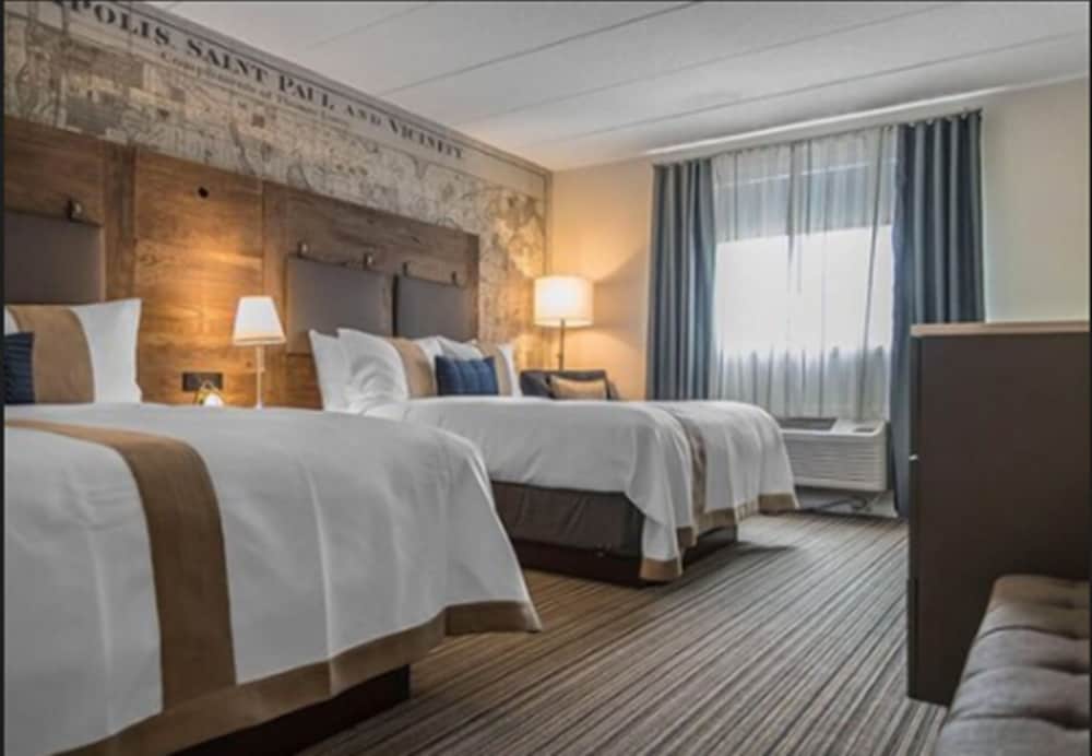 Standard Room, 2 Queen Beds, Non Smoking - Photo 3