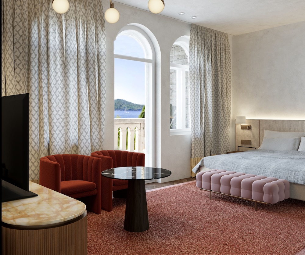 Villa deluxe sea view balcony room photo 1
