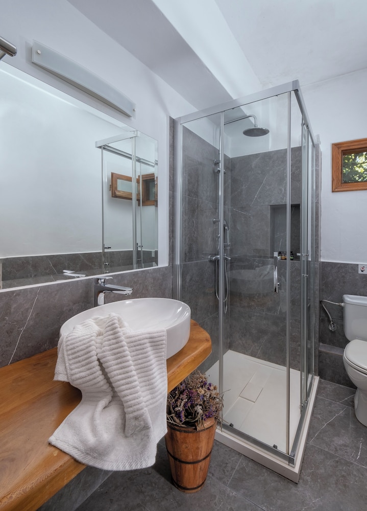 Superior Room with Panoramic Sea View - Karmi photo 2