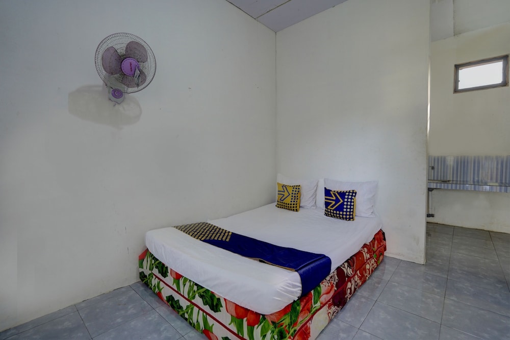 Double Room - Photo 15