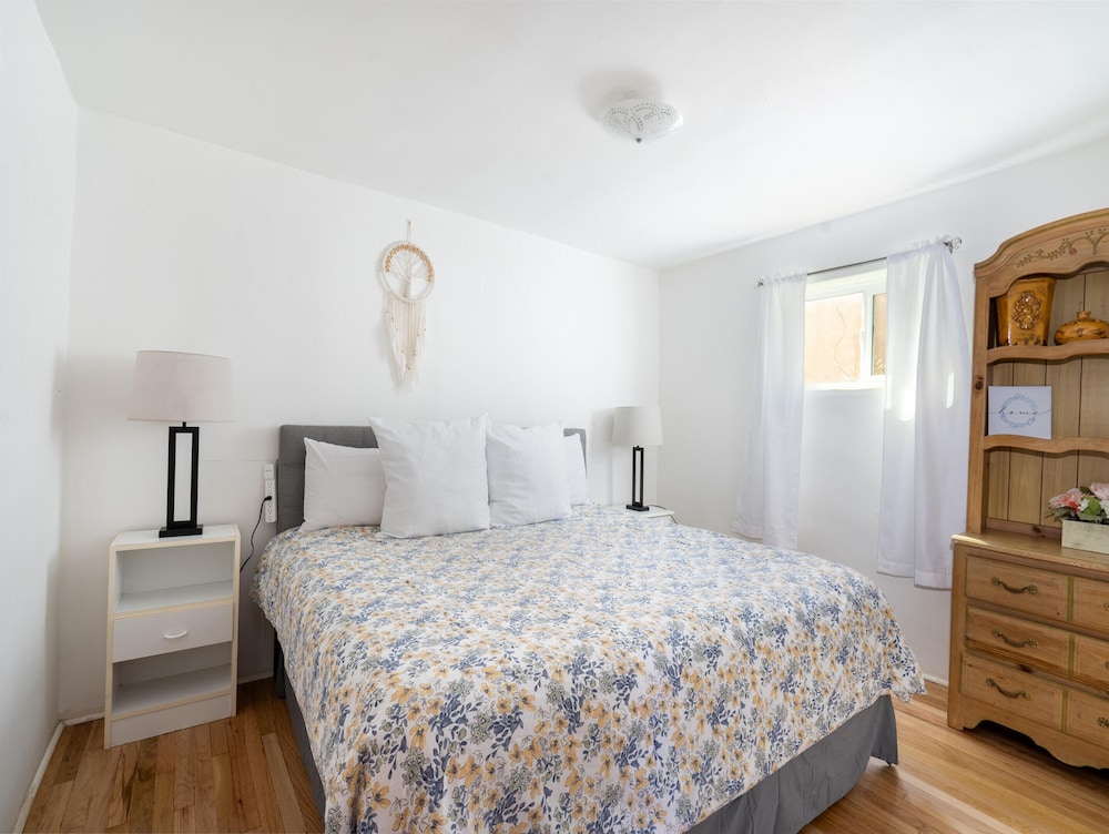 House (2 Bedrooms) photo 3